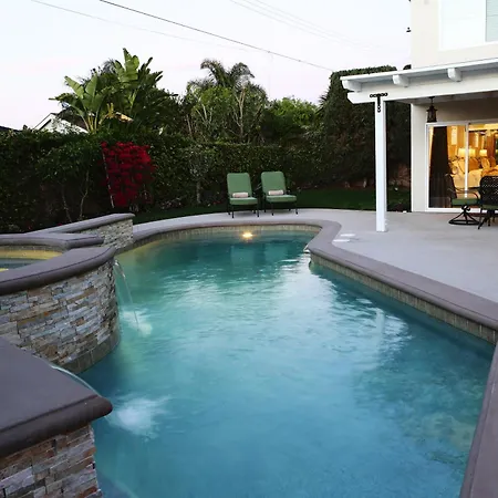 Fabulous 6 Bedroom